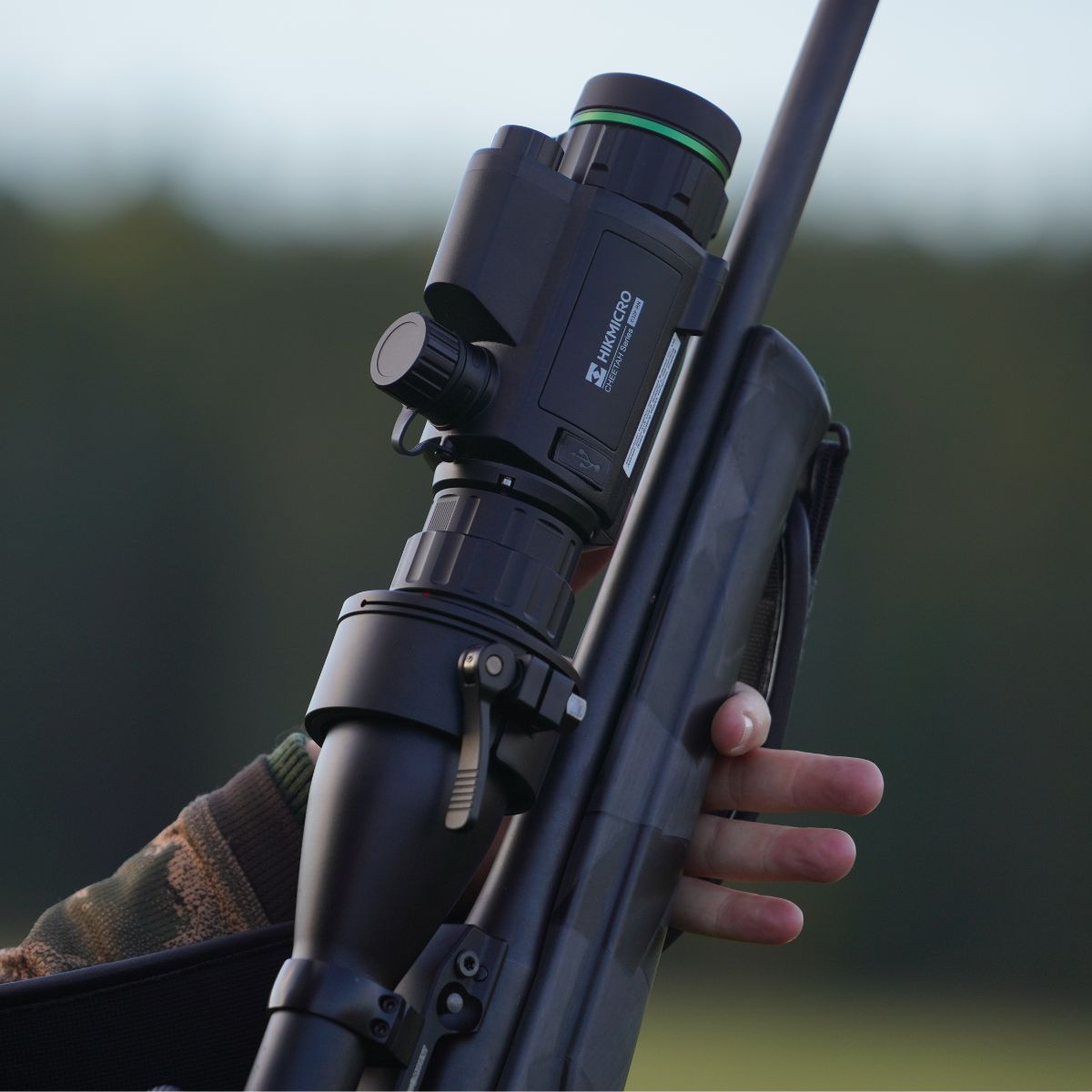 HIKMICRO HM-C32F-R Cheetah Night vision Front Clip-On (w/40mm, 50mm or 60mm Scope Adaptor)